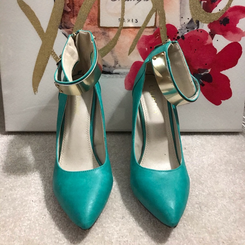 Green Ankle Wrap Pump